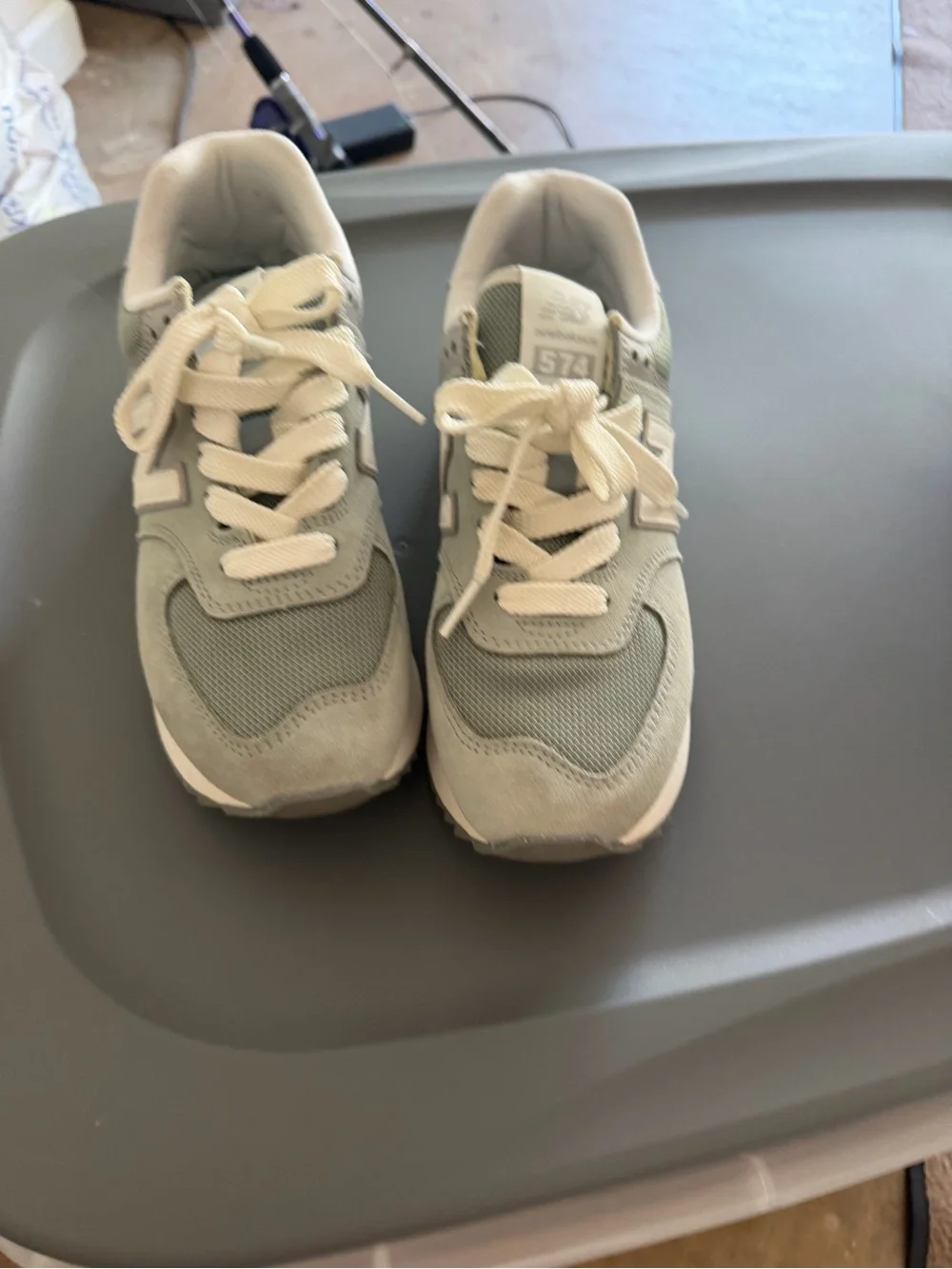 New Balance sage green and cream 574 sneakers - Picture 2 of 8